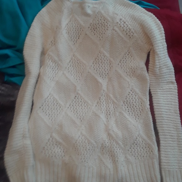 Sweater - Picture 3 of 3
